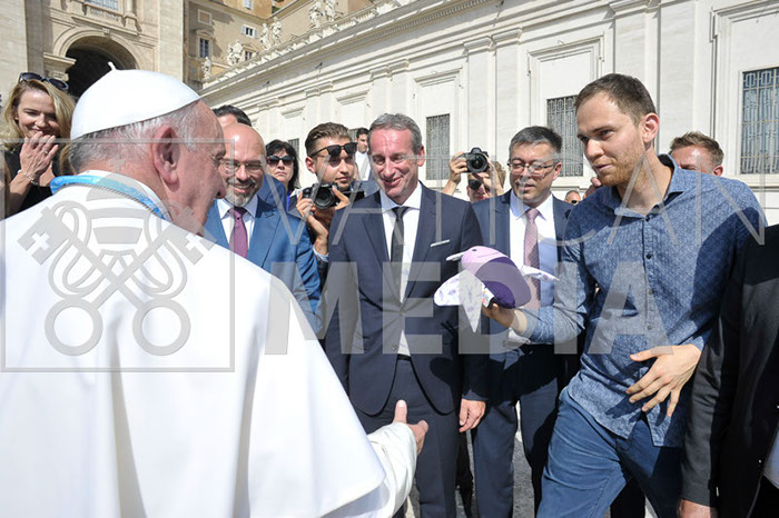 %_tempFileName297472_18092019%