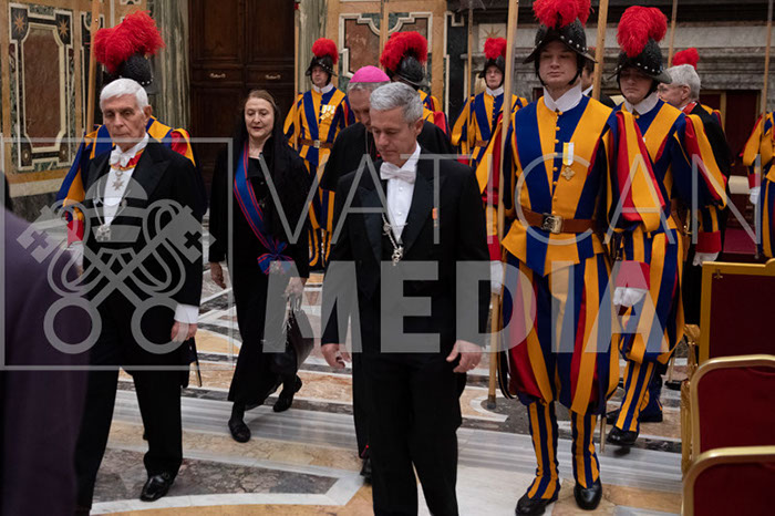 %_tempFileName01038_12122019%