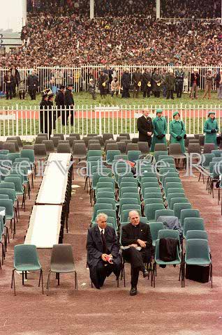 %_tempFileName00168_IRLANDA-USA1979%