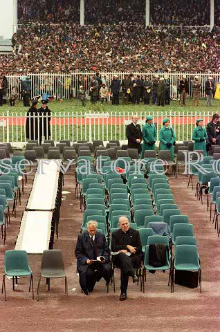 %_tempFileName00169_IRLANDA-USA1979%