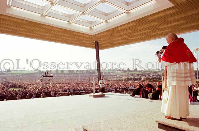 %_tempFileName00552_IRLANDA-USA1979%