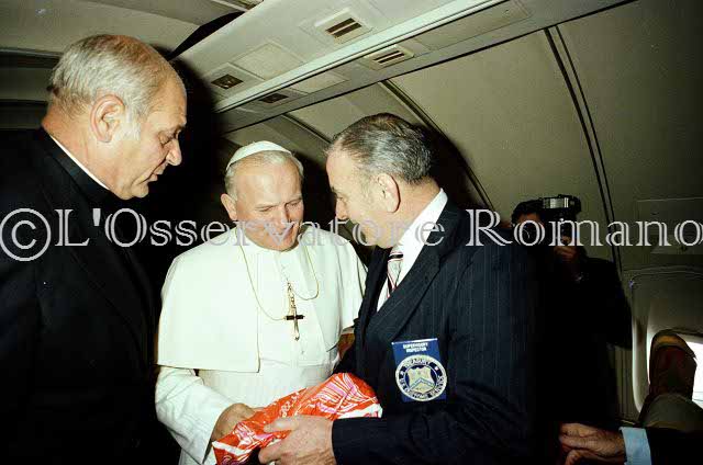 %_tempFileName00792_IRLANDA-USA1979%