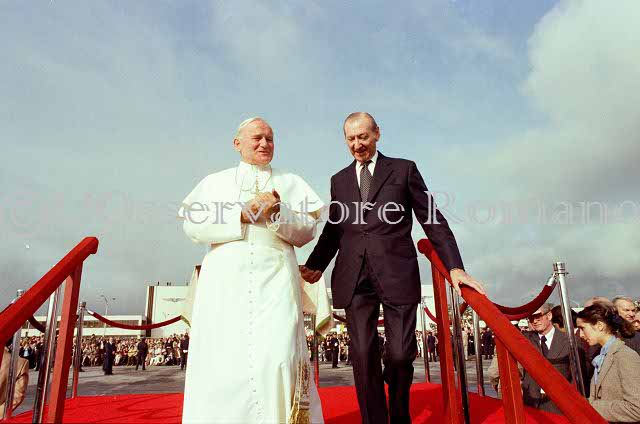 %_tempFileName00803_IRLANDA-USA1979%