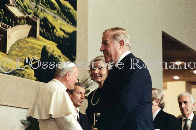 %_tempFileName00822_IRLANDA-USA1979%
