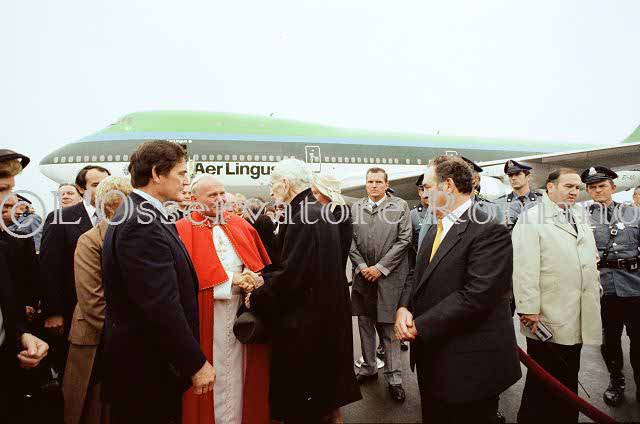 %_tempFileName01096_IRLANDA-USA1979%