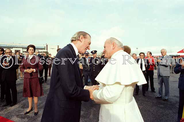 %_tempFileName01204_IRLANDA-USA1979%