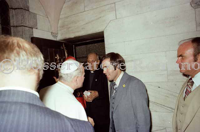 %_tempFileName01246_IRLANDA-USA1979%