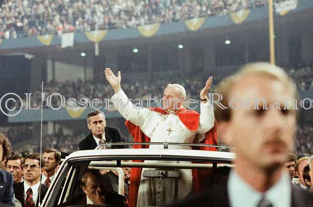 %_tempFileName01621_IRLANDA-USA1979%