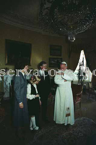 %_tempFileName01692_IRLANDA-USA1979%