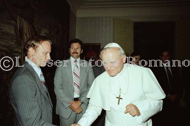 %_tempFileName01726_IRLANDA-USA1979%
