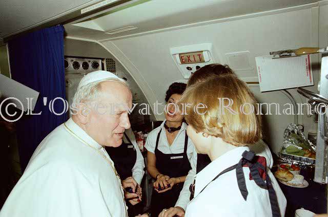 %_tempFileName01811_IRLANDA-USA1979%
