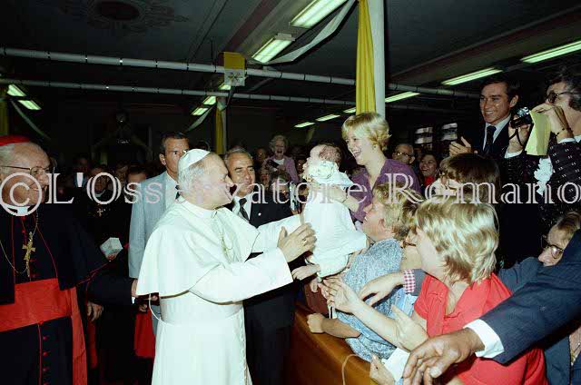 %_tempFileName01956_IRLANDA-USA1979%