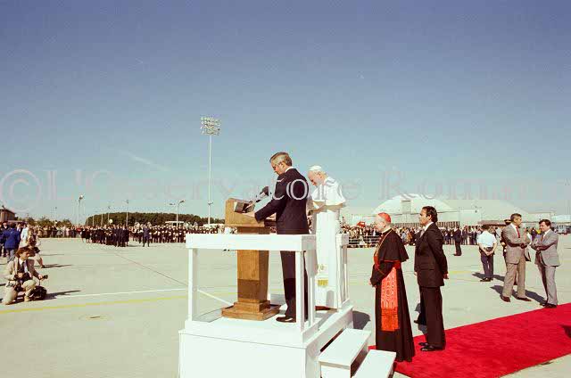 %_tempFileName02011_IRLANDA-USA1979%
