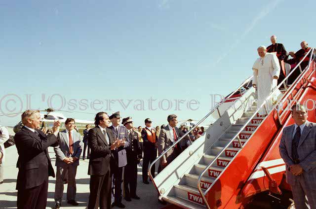 %_tempFileName02024_IRLANDA-USA1979%