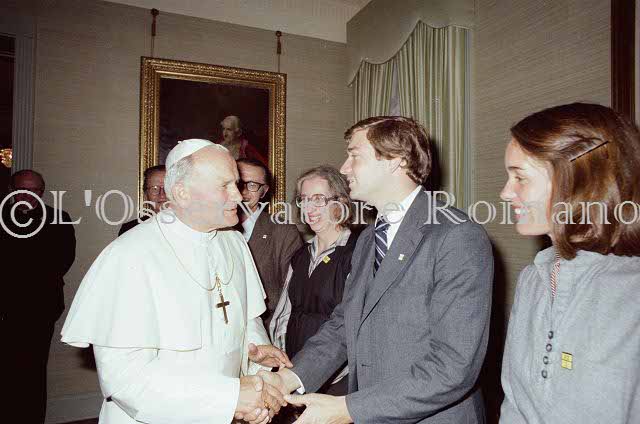 %_tempFileName02132_IRLANDA-USA1979%