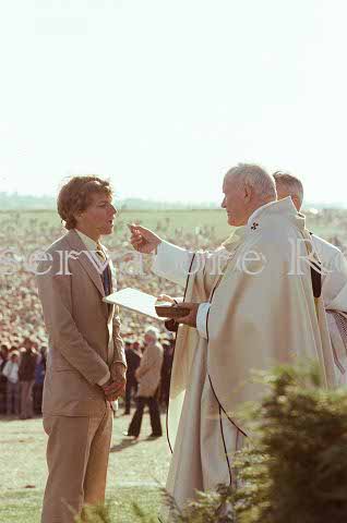 %_tempFileName02234_IRLANDA-USA1979%