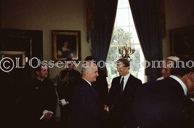 %_tempFileName02333_IRLANDA-USA1979%