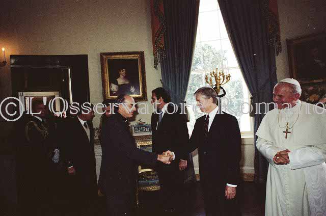 %_tempFileName02342_IRLANDA-USA1979%