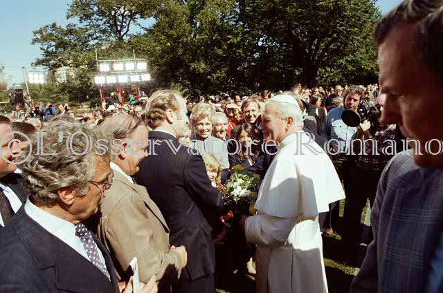 %_tempFileName02370_IRLANDA-USA1979%