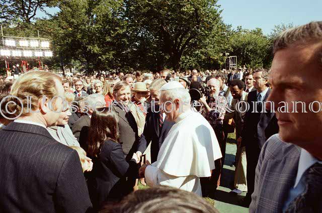 %_tempFileName02371_IRLANDA-USA1979%