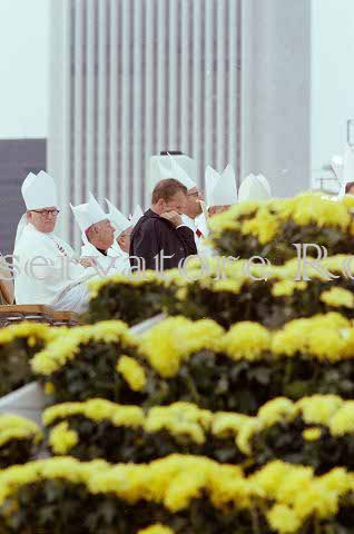 %_tempFileName02397_IRLANDA-USA1979%