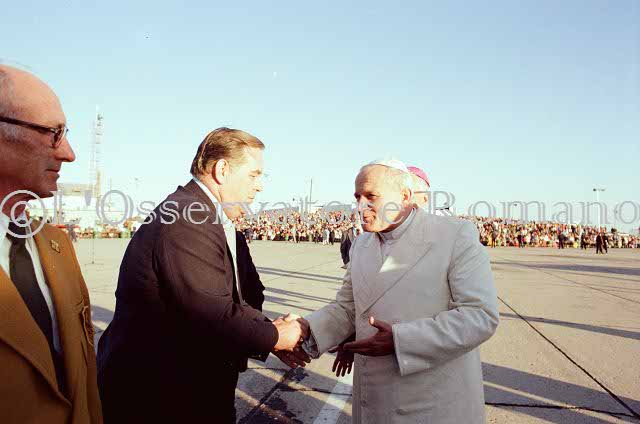 %_tempFileName02442_IRLANDA-USA1979%