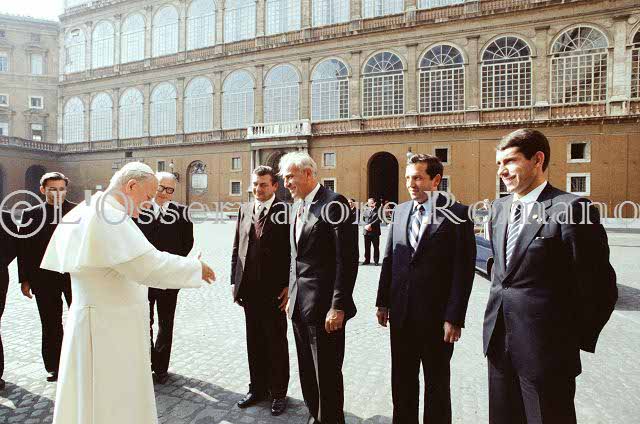 %_tempFileName02485_IRLANDA-USA1979%