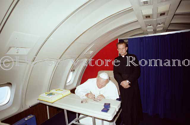 %_tempFileName02505_IRLANDA-USA1979%