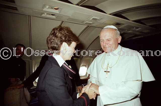 %_tempFileName02511_IRLANDA-USA1979%