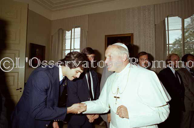 %_tempFileName02522_IRLANDA-USA1979%