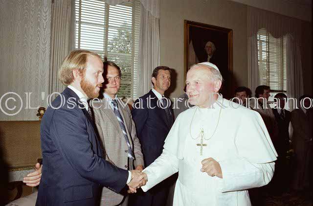 %_tempFileName02526_IRLANDA-USA1979%