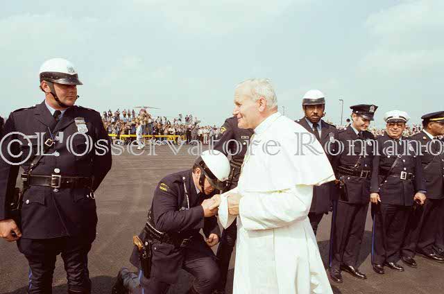 %_tempFileName02581_IRLANDA-USA1979%