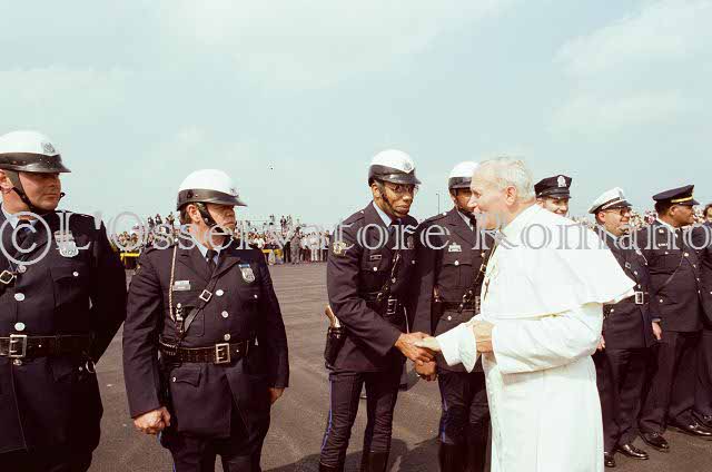 %_tempFileName02582_IRLANDA-USA1979%