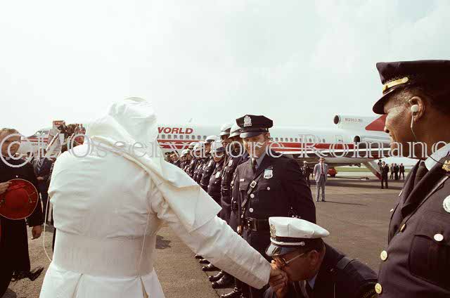 %_tempFileName02584_IRLANDA-USA1979%