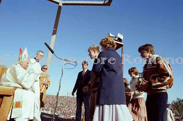 %_tempFileName02593_IRLANDA-USA1979%