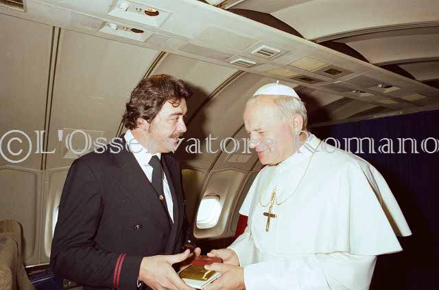 %_tempFileName02696_IRLANDA-USA1979%