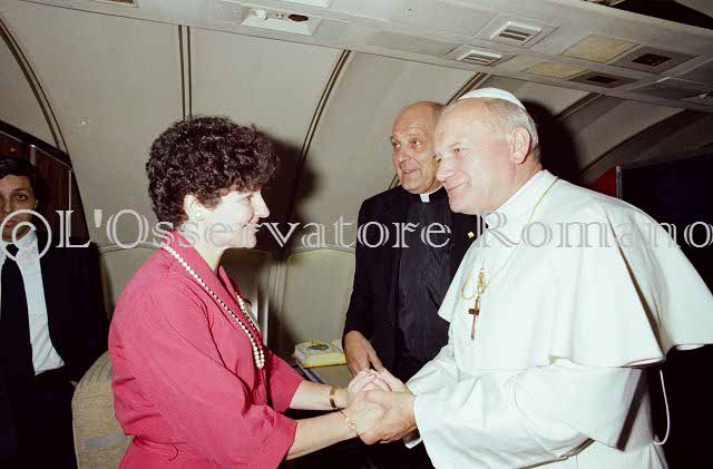 %_tempFileName02699_IRLANDA-USA1979%