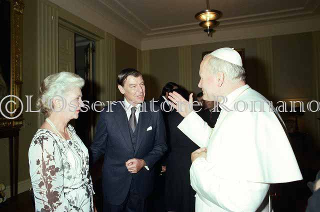 %_tempFileName02757_IRLANDA-USA1979%