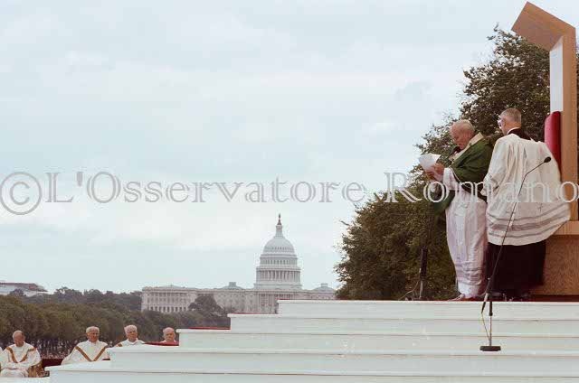 %_tempFileName02832_IRLANDA-USA1979%