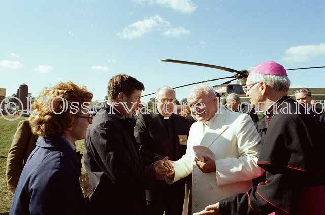 %_tempFileName02839_IRLANDA-USA1979%