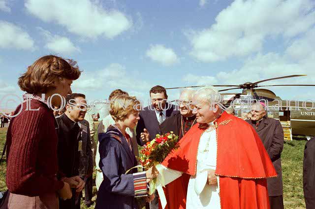%_tempFileName02883_IRLANDA-USA1979%