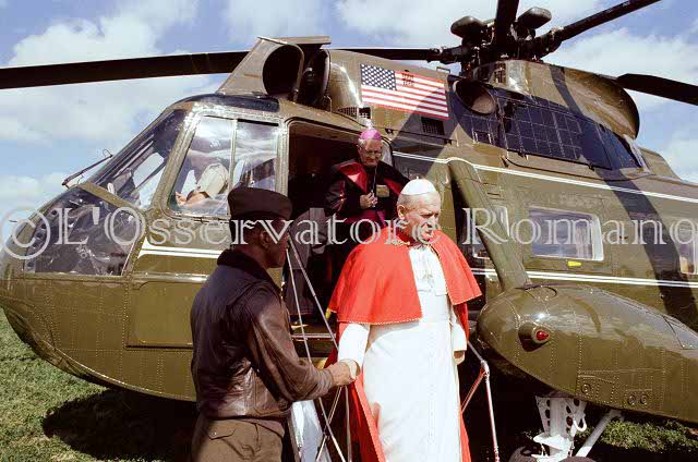 %_tempFileName02894_IRLANDA-USA1979%
