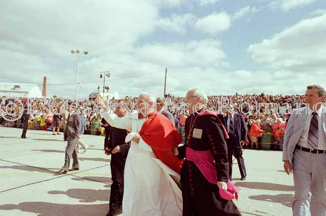 %_tempFileName02901_IRLANDA-USA1979%