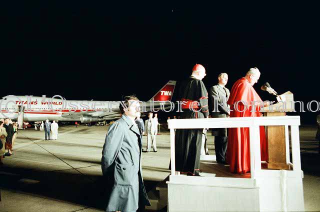 %_tempFileName02999_IRLANDA-USA1979%