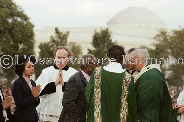 %_tempFileName03033_IRLANDA-USA1979%