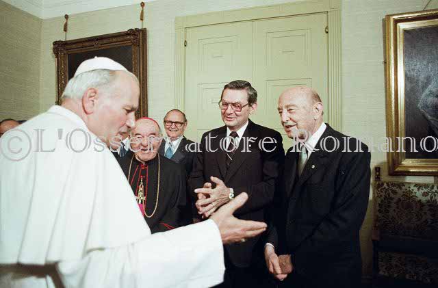 %_tempFileName03251_IRLANDA-USA1979%