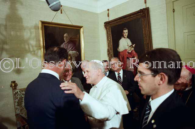 %_tempFileName03256_IRLANDA-USA1979%