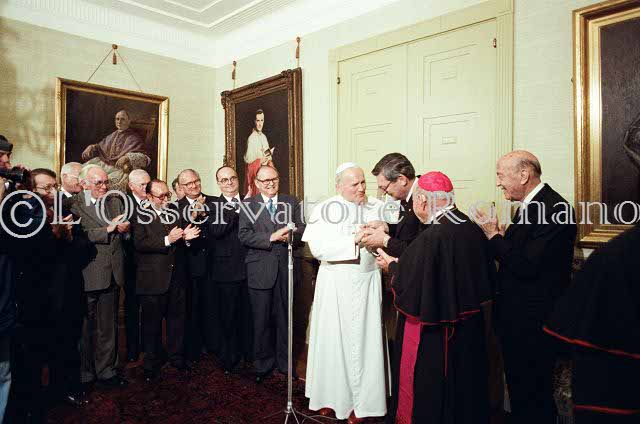 %_tempFileName03271_IRLANDA-USA1979%
