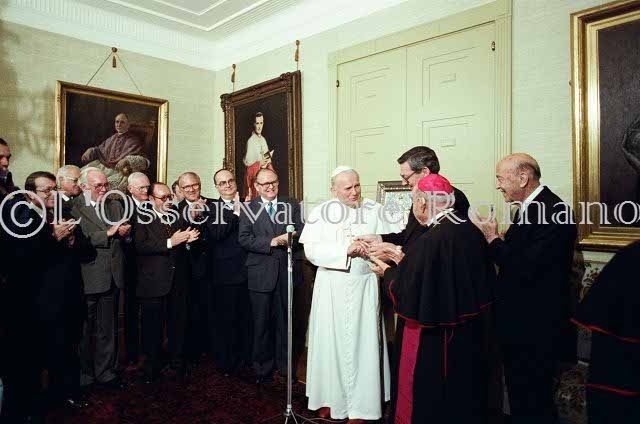 %_tempFileName03272_IRLANDA-USA1979%
