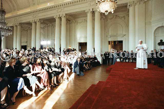 %_tempFileName03278_IRLANDA-USA1979%
